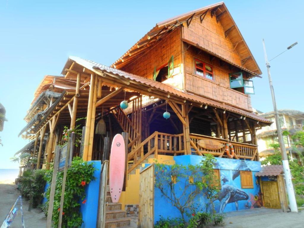 El Bochinche Hotel Mompiche Exterior foto